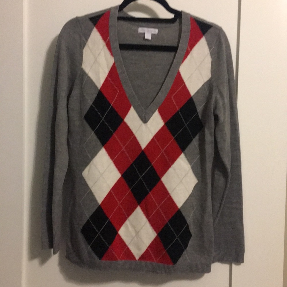 NY&Co. Argyle Long Sleeve V-Neck Sweater - M